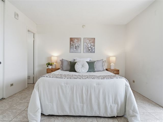 1441 Victoria Street 1403, Honolulu, HI 96822