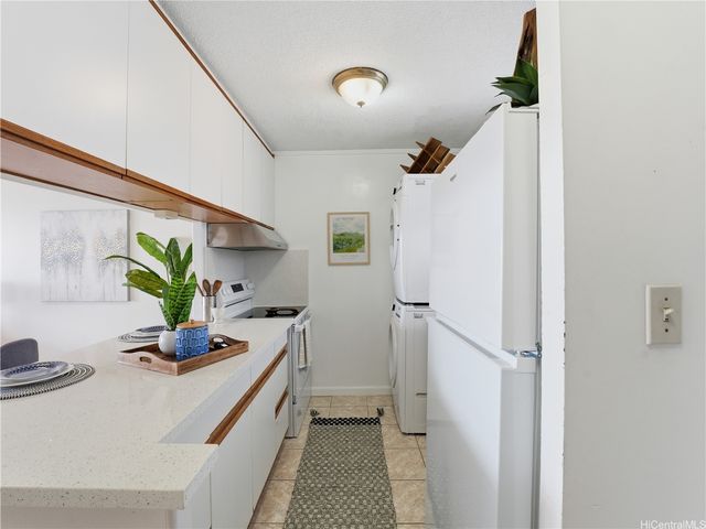 1441 Victoria Street 1403, Honolulu, HI 96822