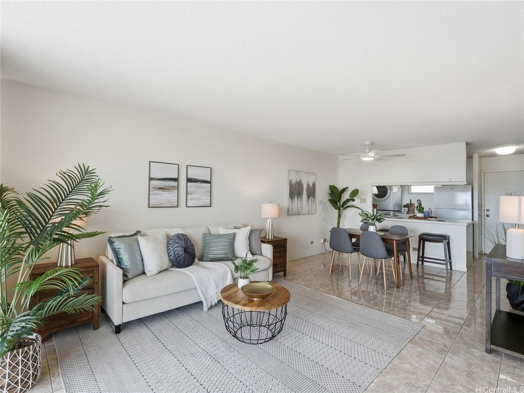 1441 Victoria Street 1403, Honolulu, HI 96822