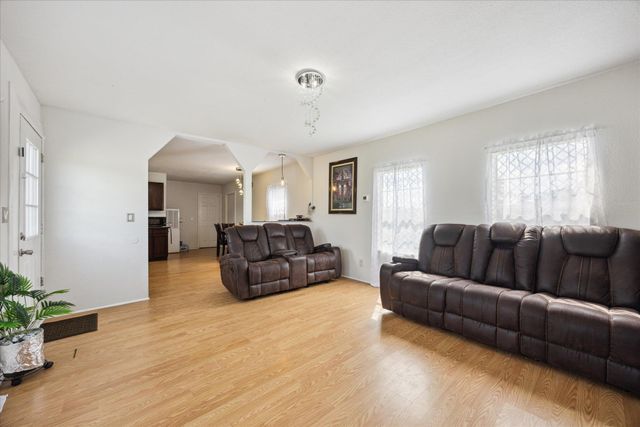 235 Thompson RD, Dale, TX 78616
