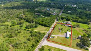 235 Thompson RD, Dale, TX 78616