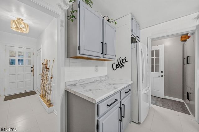35 Lakeview Pl, Verona Twp., NJ 07044