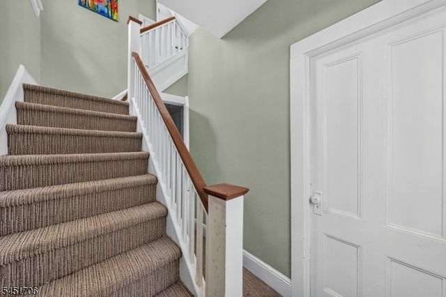 35 Lakeview Pl, Verona Twp., NJ 07044