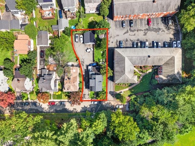35 Lakeview Pl, Verona Twp., NJ 07044