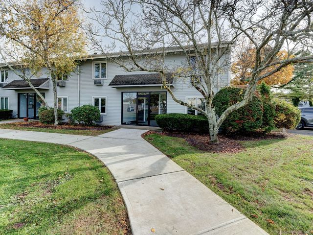 105 Florence Road 2B, Branford, CT 06405