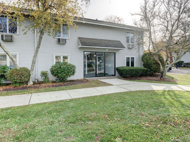 105 Florence Road 2B, Branford, CT 06405