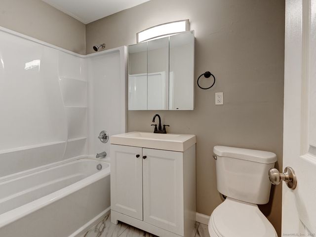 105 Florence Road 2B, Branford, CT 06405