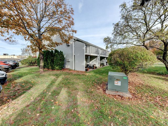105 Florence Road 2B, Branford, CT 06405