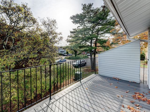 105 Florence Road 2B, Branford, CT 06405