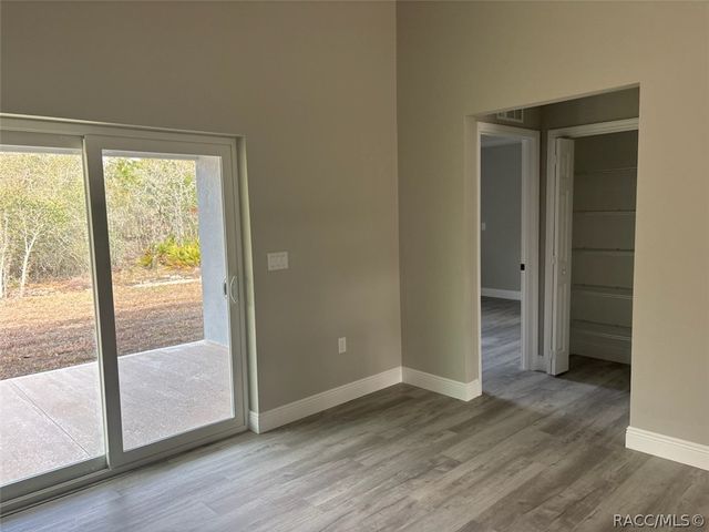 6642 N Roland Drive, Dunnellon, FL 34433