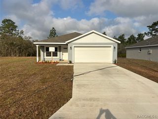 6642 N Roland Drive, Dunnellon, FL 34433
