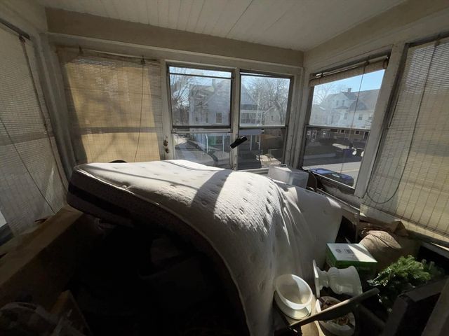 233-235 White St, Springfield, MA 01108
