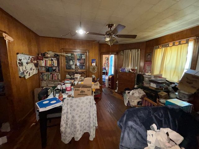 233-235 White St, Springfield, MA 01108