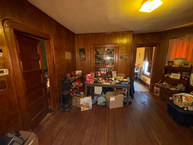 233-235 White St, Springfield, MA 01108
