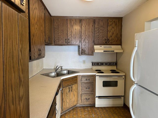 6116 64th Avenue N 0, Brooklyn Park, MN 55429