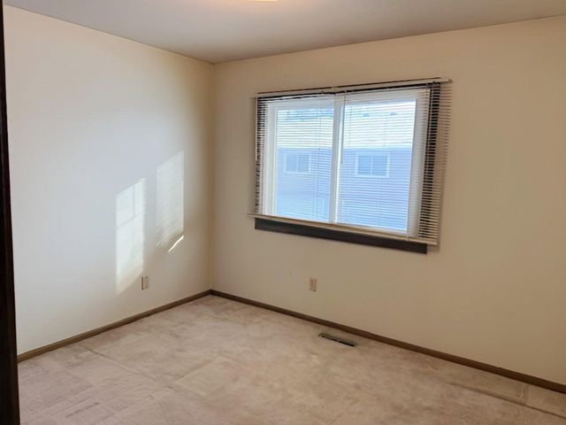 6116 64th Avenue N 0, Brooklyn Park, MN 55429