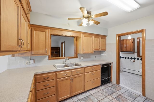 38 Plummer Park, Northbridge, MA 01588