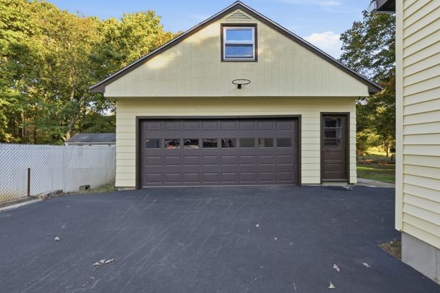 38 Plummer Park, Northbridge, MA 01588
