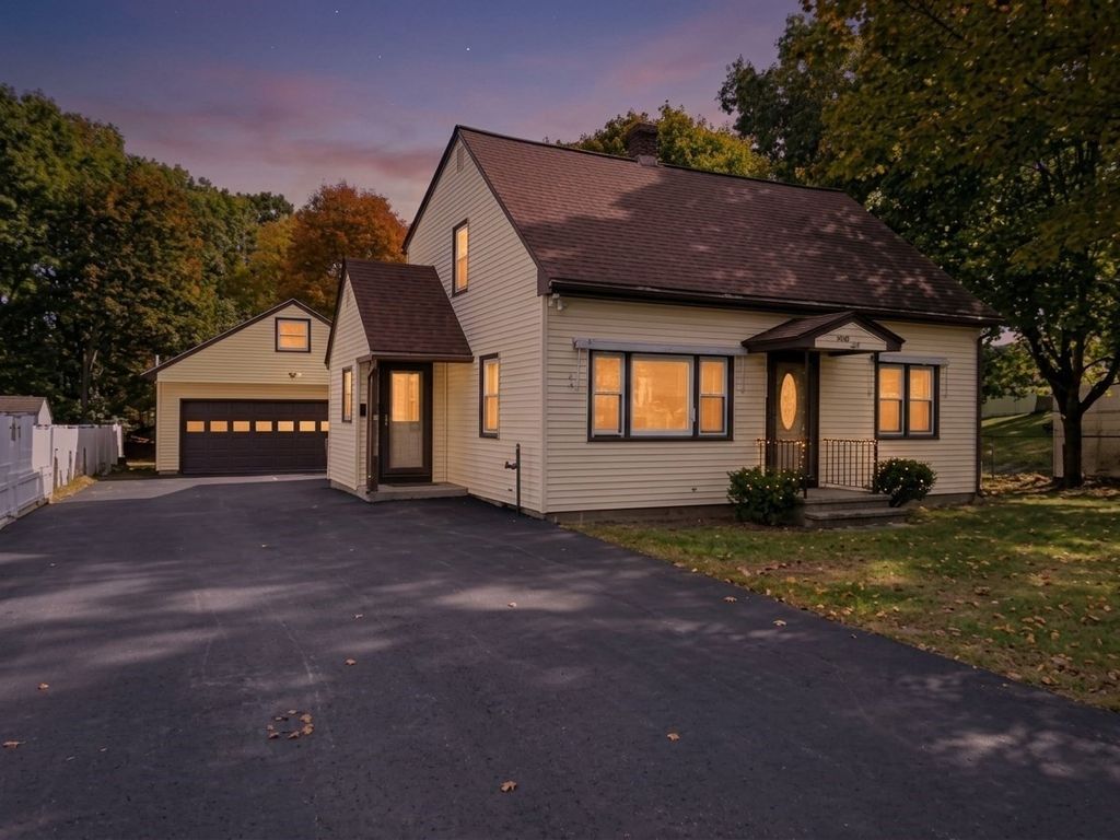 38 Plummer Park, Northbridge, MA 01588