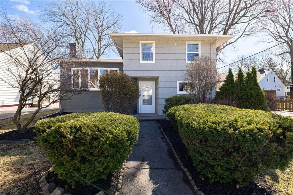 28 Minnesota Street, Rochester, NY 14609