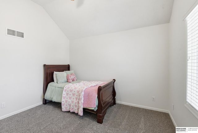 17323 Franklin Drive, Omaha, NE 68118
