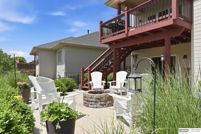 17323 Franklin Drive, Omaha, NE 68118