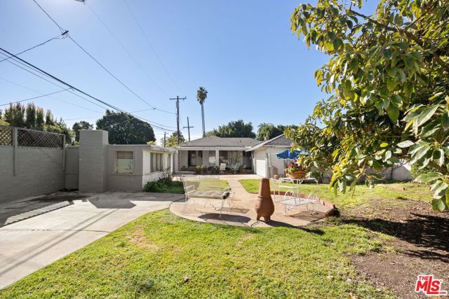 943 Princeton Street, Santa Monica, CA 90403