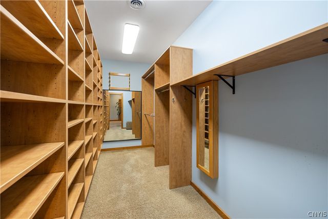 6687 Beach Road, Camillus, NY 13209