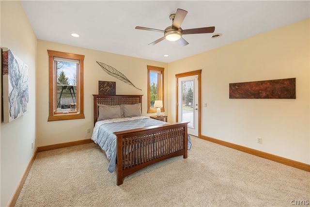 6687 Beach Road, Camillus, NY 13209