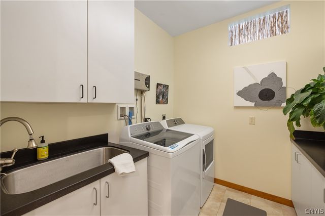 6687 Beach Road, Camillus, NY 13209