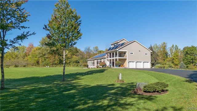 6687 Beach Road, Camillus, NY 13209
