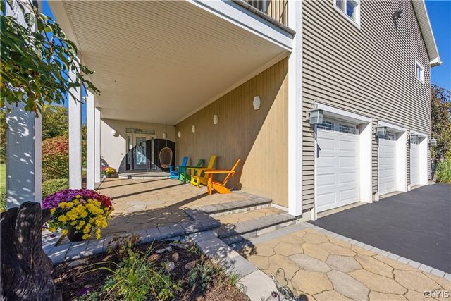 6687 Beach Road, Camillus, NY 13209