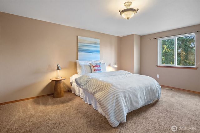 130 E Warbler Court, Allyn, WA 98524
