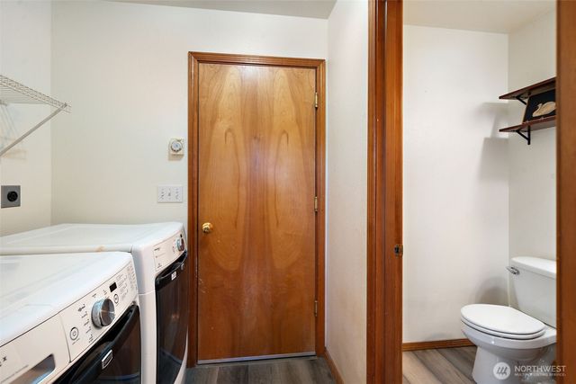 130 E Warbler Court, Allyn, WA 98524