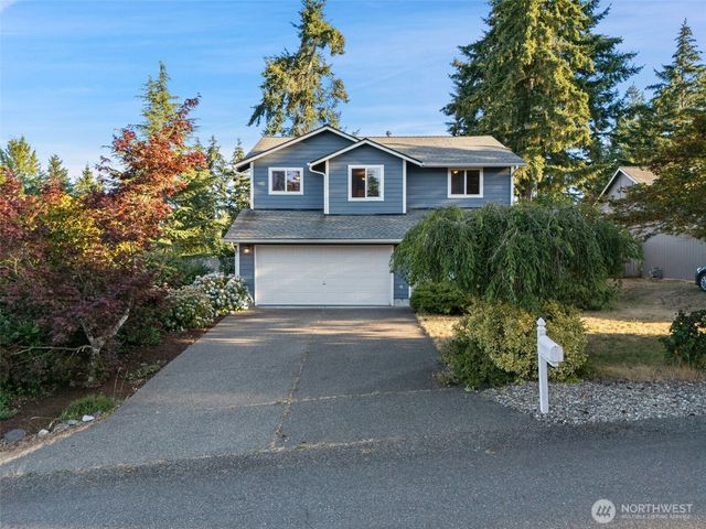 130 E Warbler Court, Allyn, WA 98524