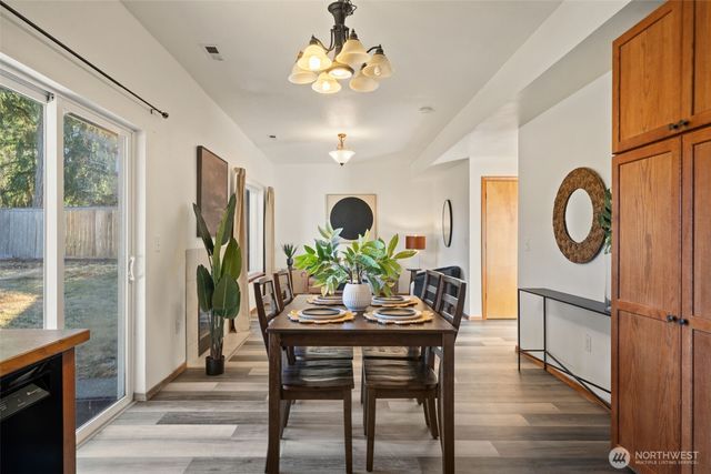 130 E Warbler Court, Allyn, WA 98524