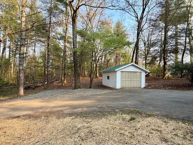 51 Lakeview Circle, Morganton, GA 30560