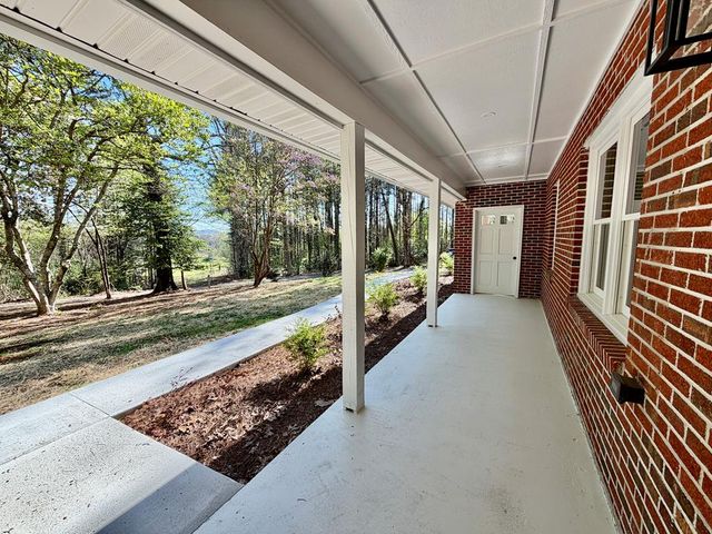 51 Lakeview Circle, Morganton, GA 30560