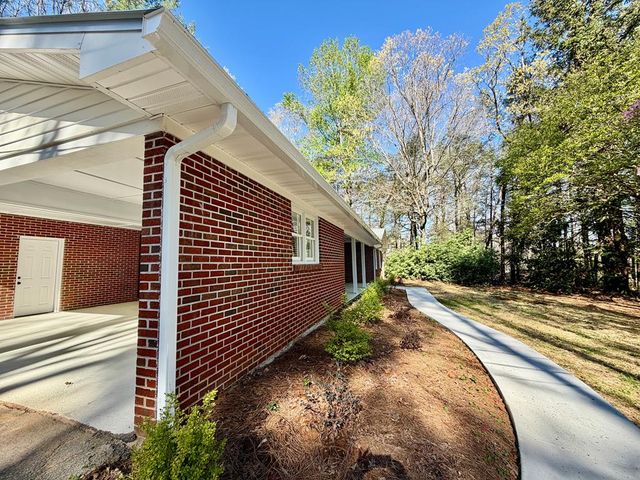 51 Lakeview Circle, Morganton, GA 30560