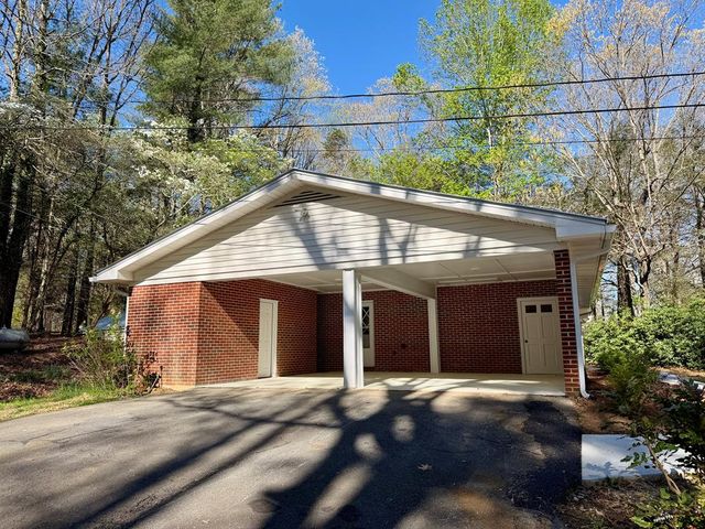 51 Lakeview Circle, Morganton, GA 30560