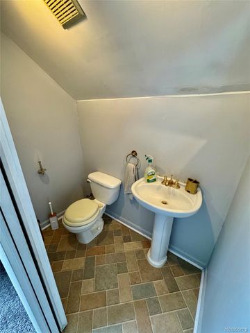 24442 Union Street, Dearborn, MI 48124