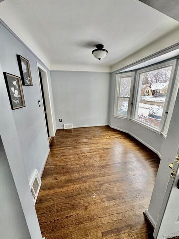 24442 Union Street, Dearborn, MI 48124