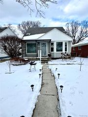 24442 Union Street, Dearborn, MI 48124