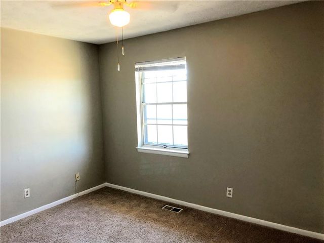 1235 Riverside Drive F-5, Gainesville, GA 30501