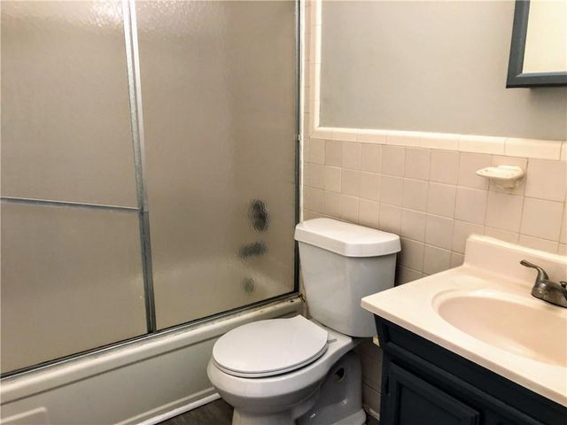 1235 Riverside Drive F-5, Gainesville, GA 30501