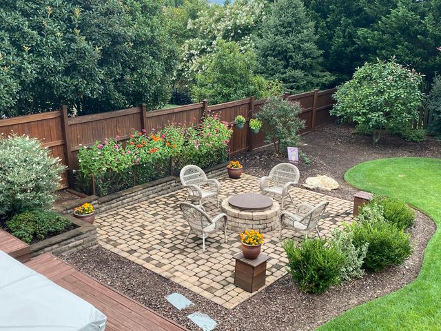 6210 Crumpacker DR, Roanoke, VA 24012
