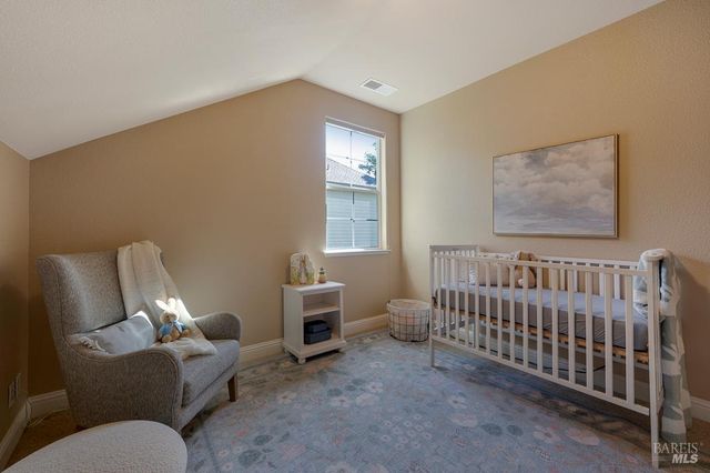 2029 Park Vista Ct, Santa Rosa, CA 95405