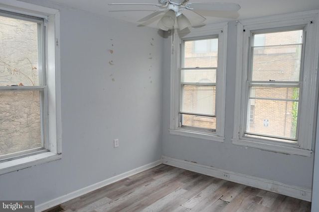 2144 NATRONA, Philadelphia, PA 19121