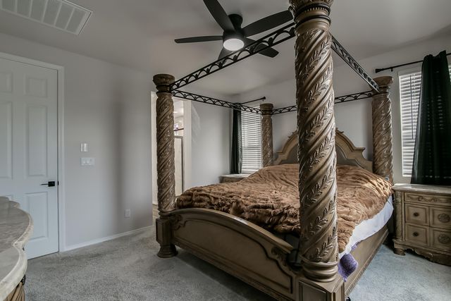 1050 Teena Road SE, Rio Rancho, NM 87124