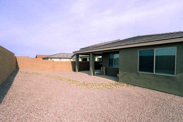 1050 Teena Road SE, Rio Rancho, NM 87124